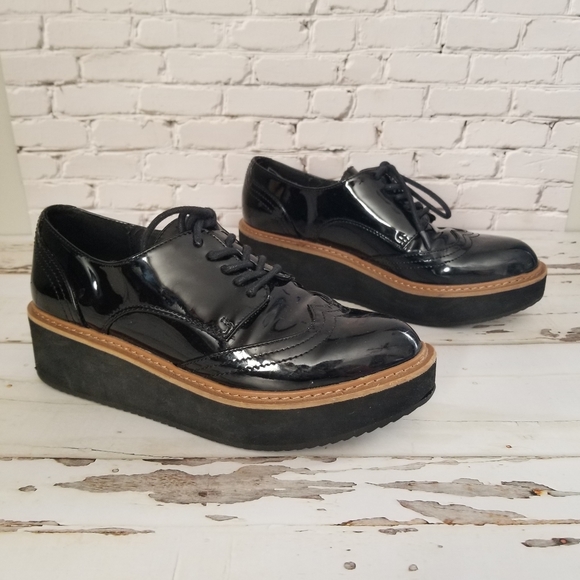 Steve Madden Black Patent Oxford - Size 6 - Picture 5 of 11